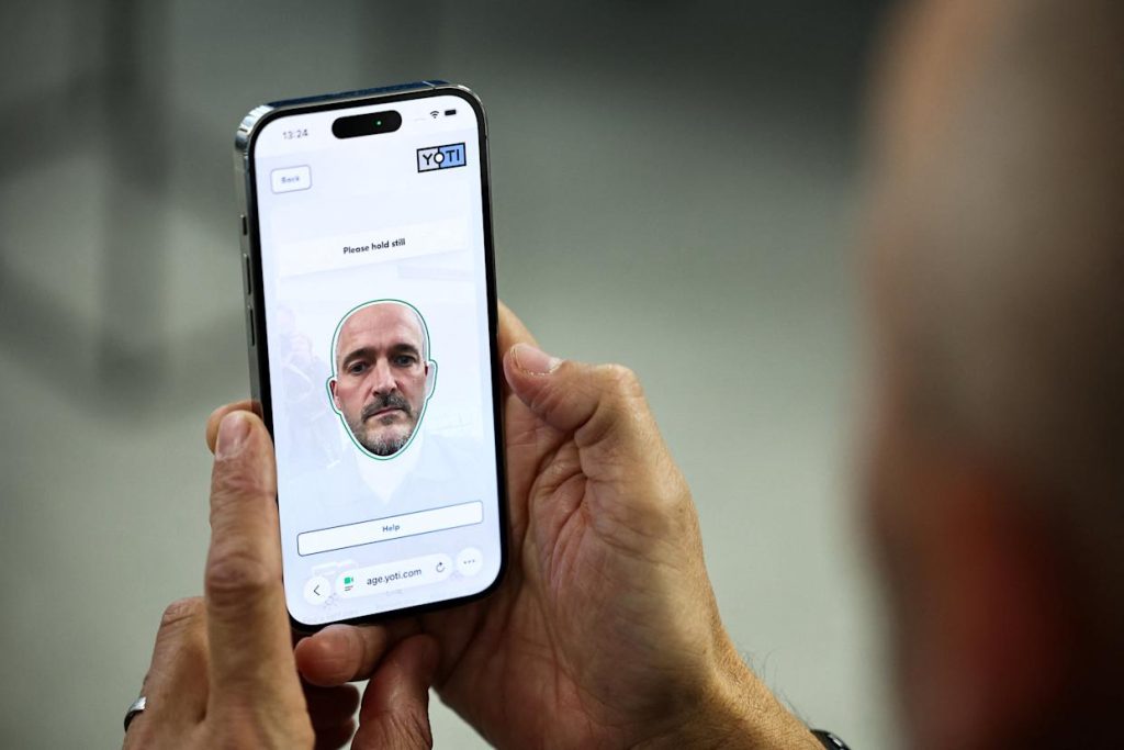 9a983aca-67f3-46c4-9246-64f689a4675e