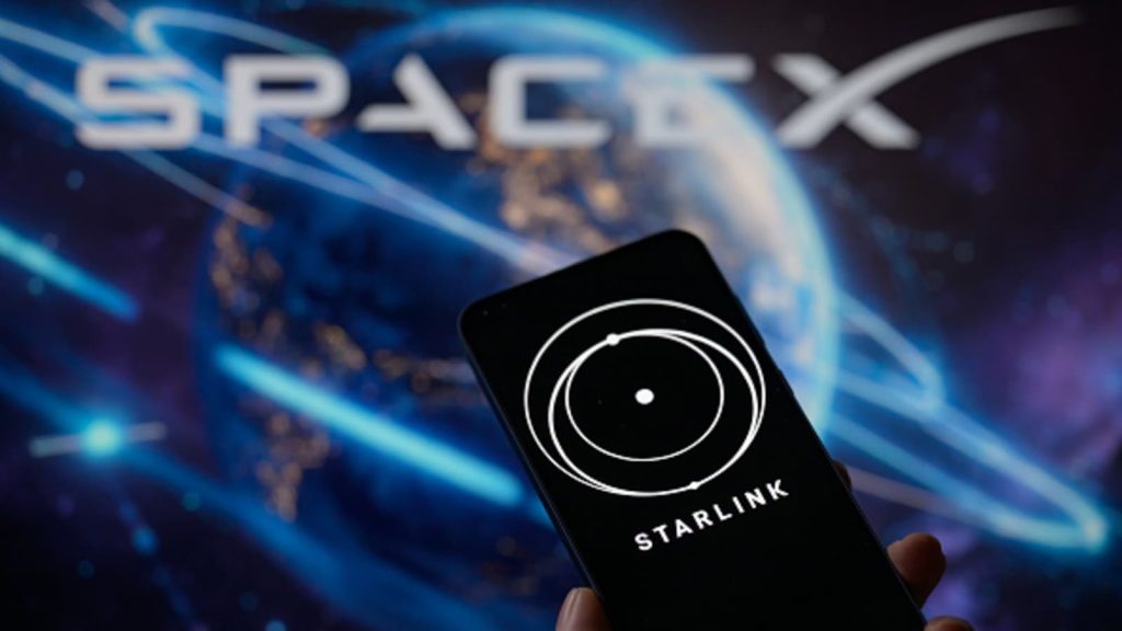 108247979-1767604279292-gettyimages-2224911086-raa-starlink250719_np4C3.jpeg